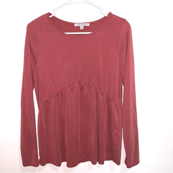 Green Envelope Tops - 🌷5/$20 Green Envelope Women’s Blouse